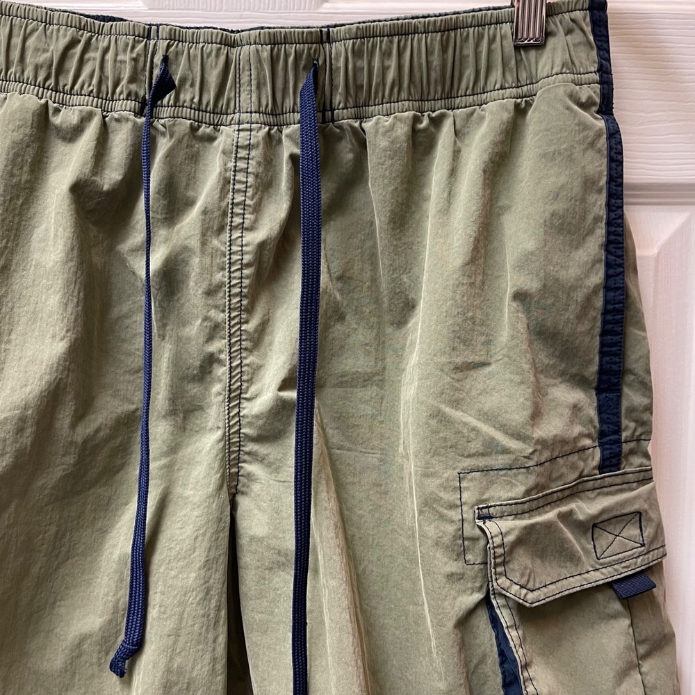 LL Bean Men's Sz‎ Large Shorts 8" Inseam Green Pull On Hiking Camping Athleisure
